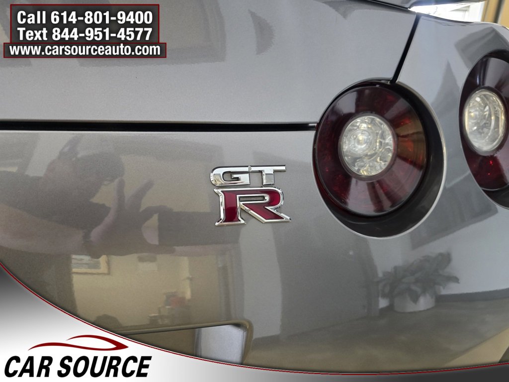 Used 2009 Nissan GT-R Premium image 14