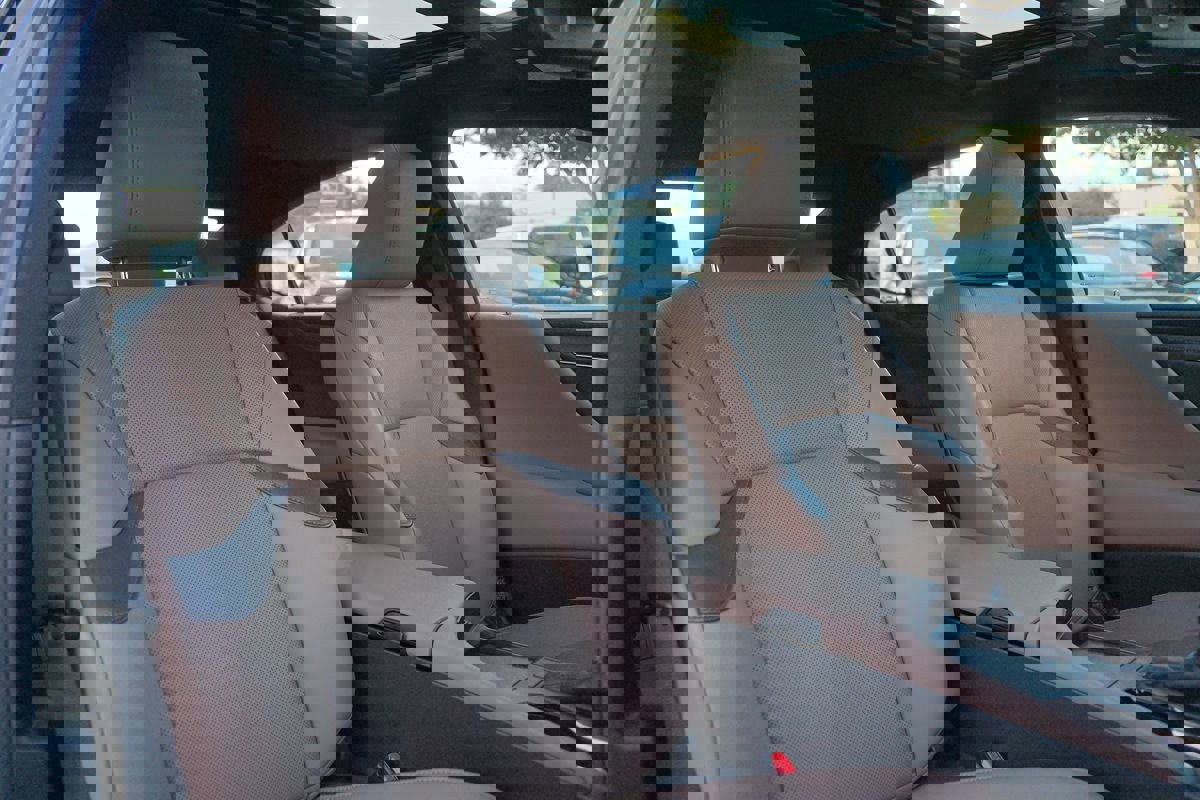 Used 2023 Lexus ES 350 image 22