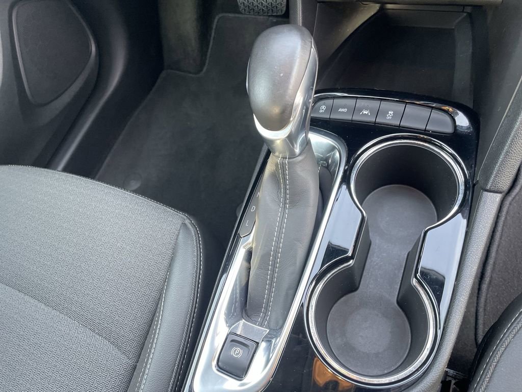 Used 2020 Buick Encore GX Select image 25