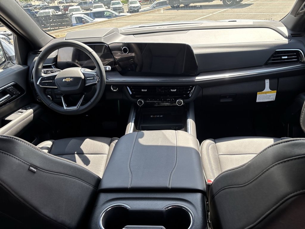 New 2026 Chevrolet Suburban Premier AWD/4WD image 21