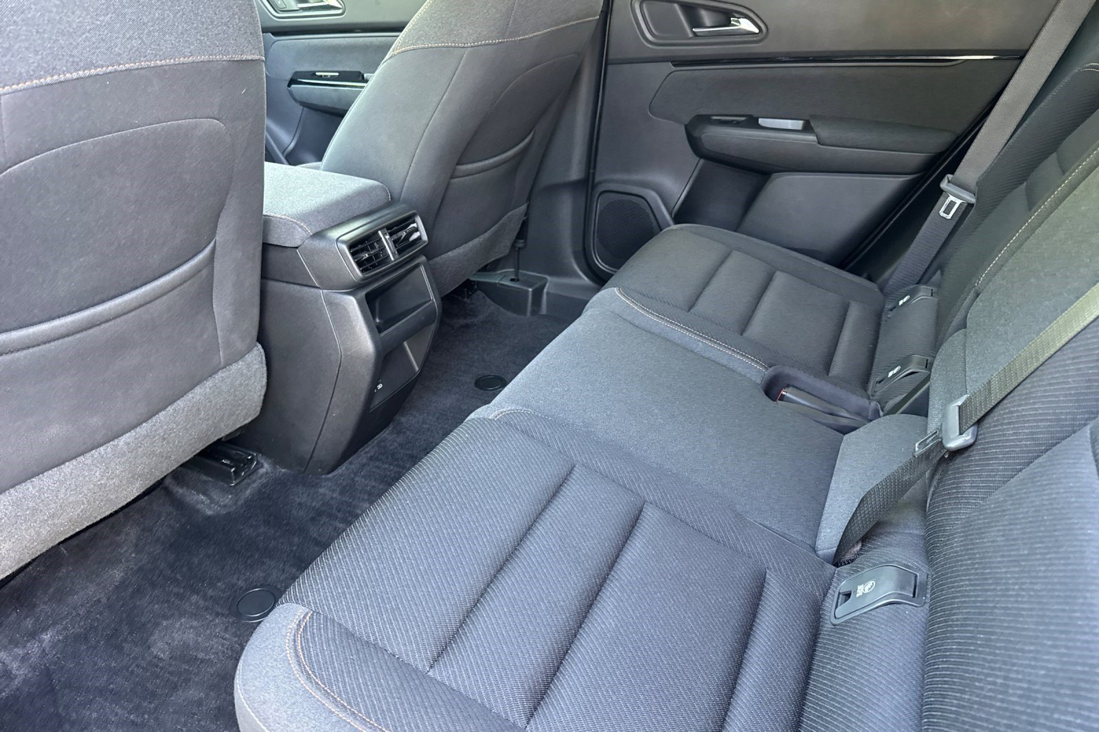 Used 2024 Honda Prologue EX image 27