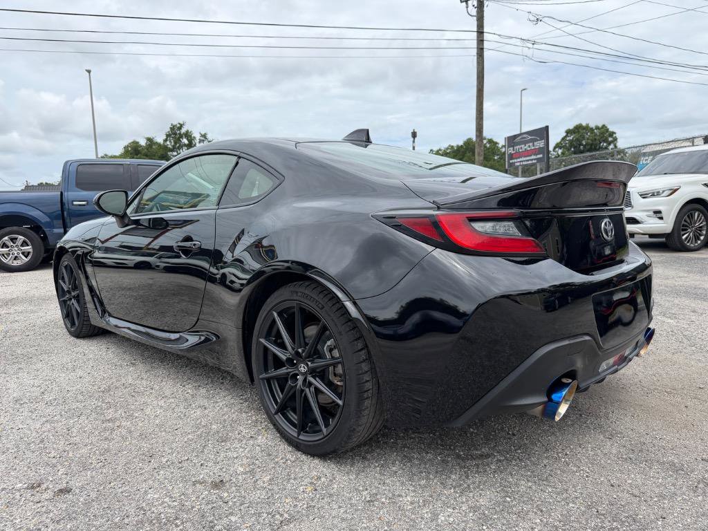 Used 2023 Toyota GR86 Premium w/ ALL Weather Mat Package (TMS) RWD image 8