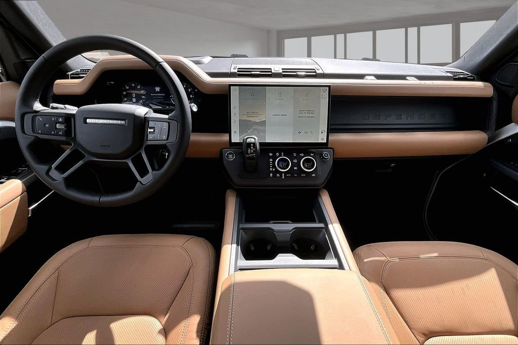 New 2026 Land Rover Defender 130 X-Dynamic SE AWD/4WD image 5