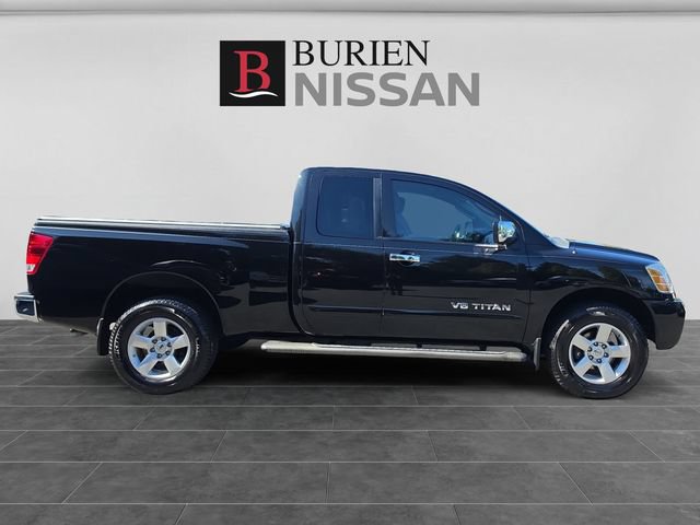 Used 2005 Nissan Titan SE AWD/4WD image 6