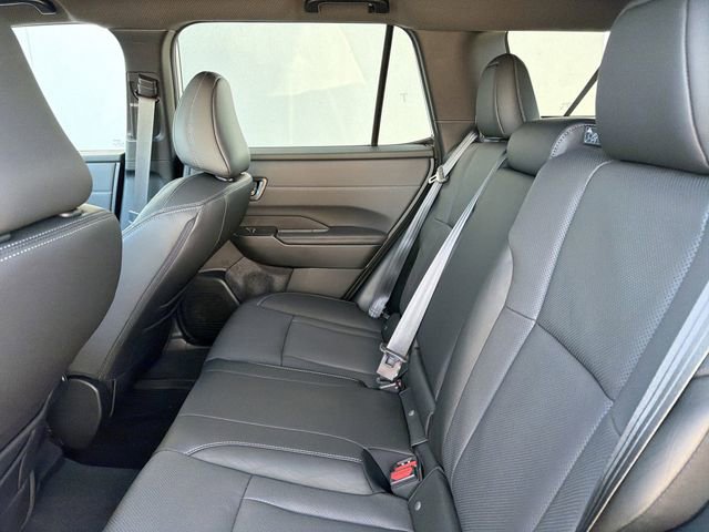 New 2026 Subaru Outback Touring image 10