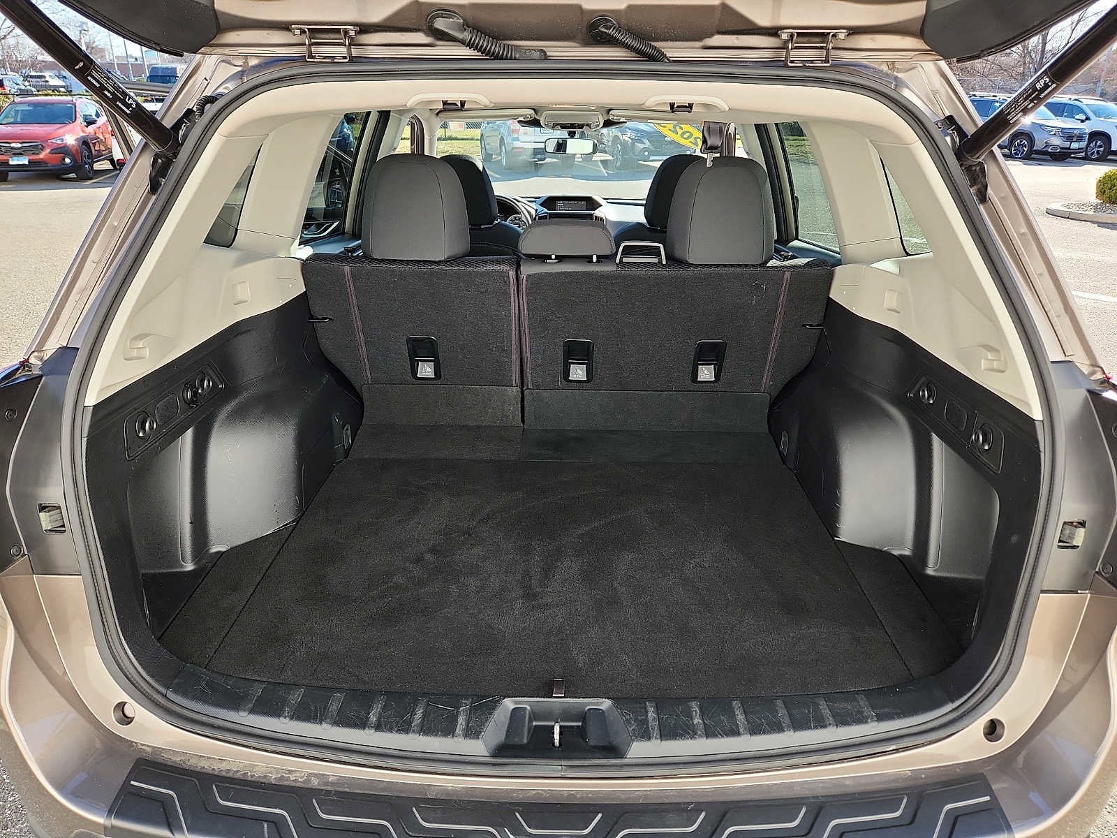 Used 2023 Subaru Forester Premium image 29