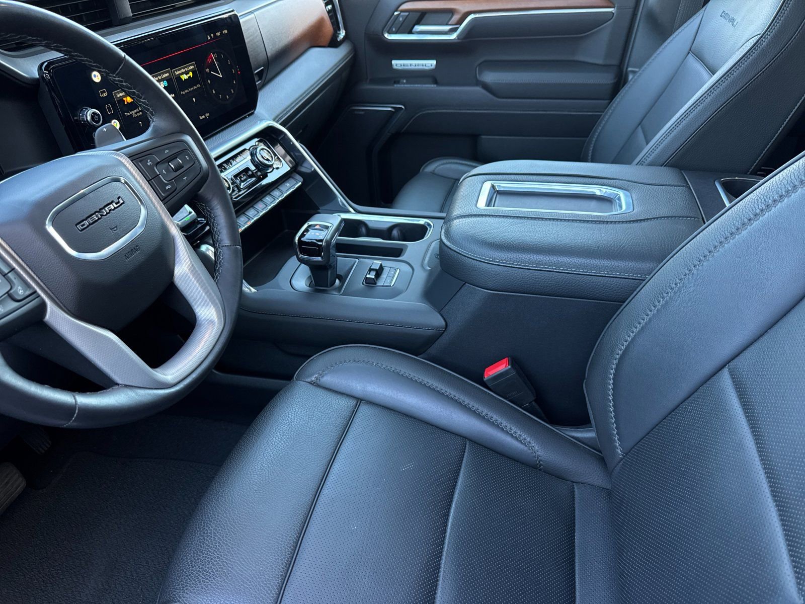 Used 2022 GMC Sierra 1500 Denali image 9