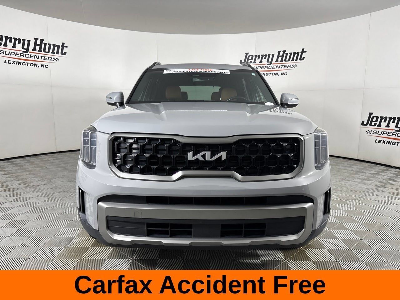 Used 2023 Kia Telluride EX X-Line AWD/4WD image 3