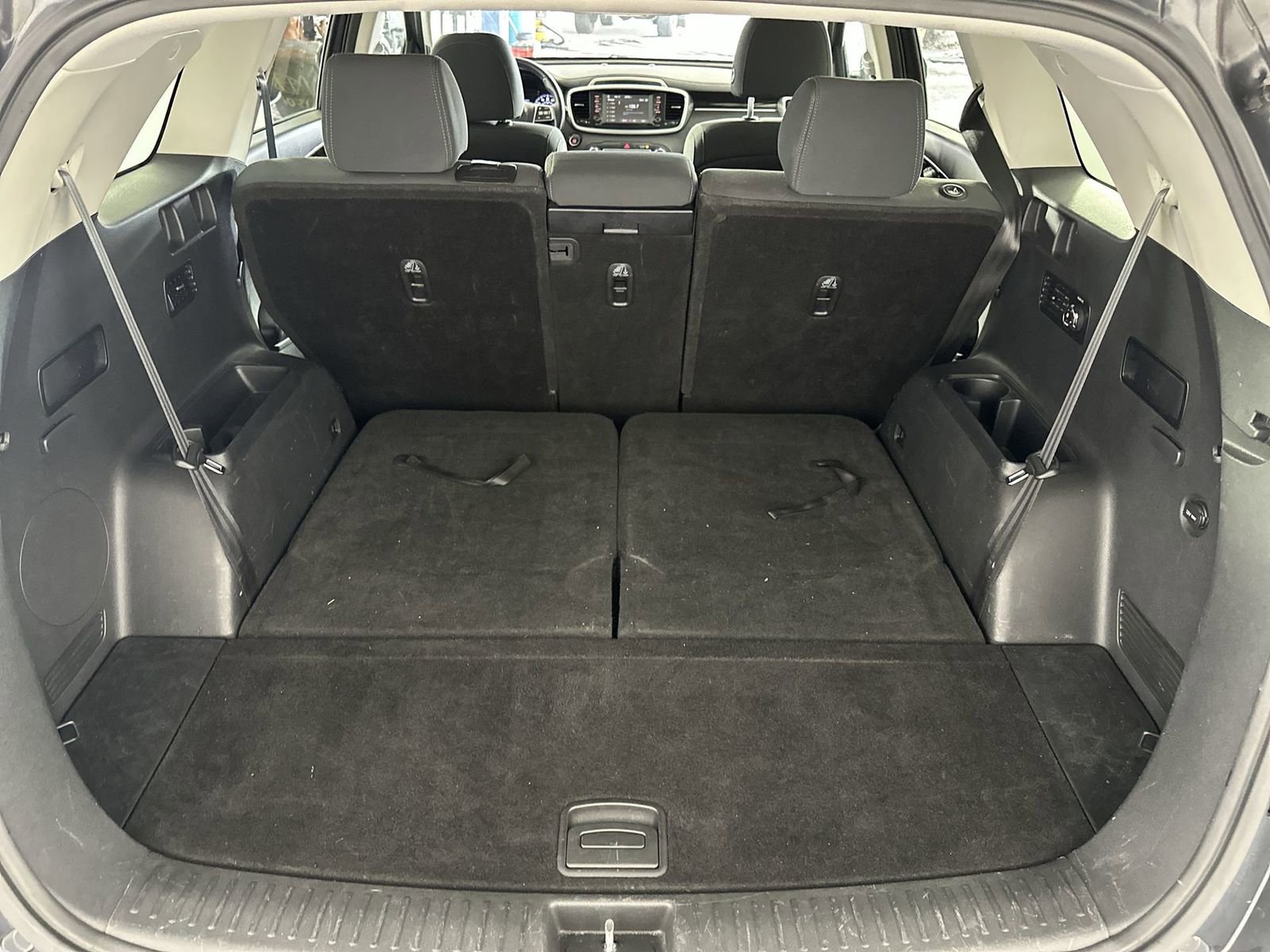 Used 2020 Kia Sorento S image 29