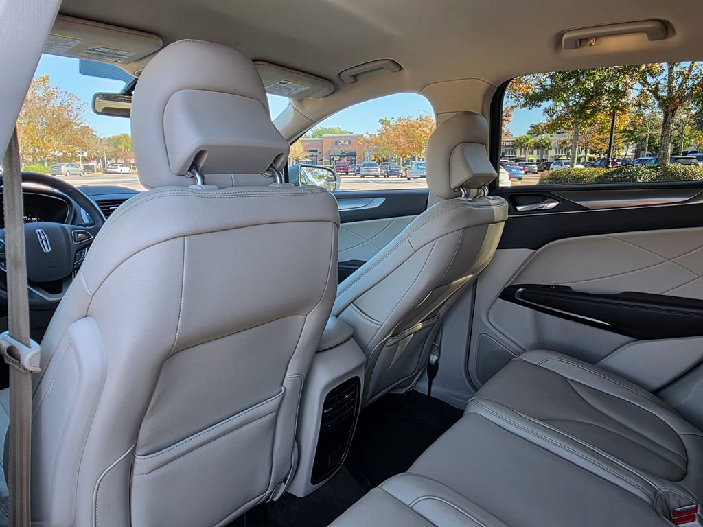 Used 2018 Lincoln MKC Premiere image 26