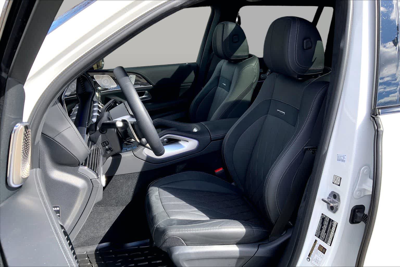 Certified 2025 Mercedes-Benz GLS 63 AMG 4MATIC image 10