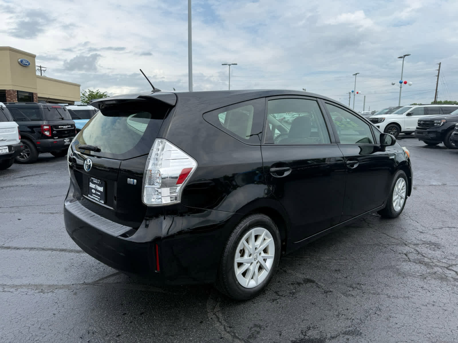 Used 2013 Toyota Prius V Two FWD image 17