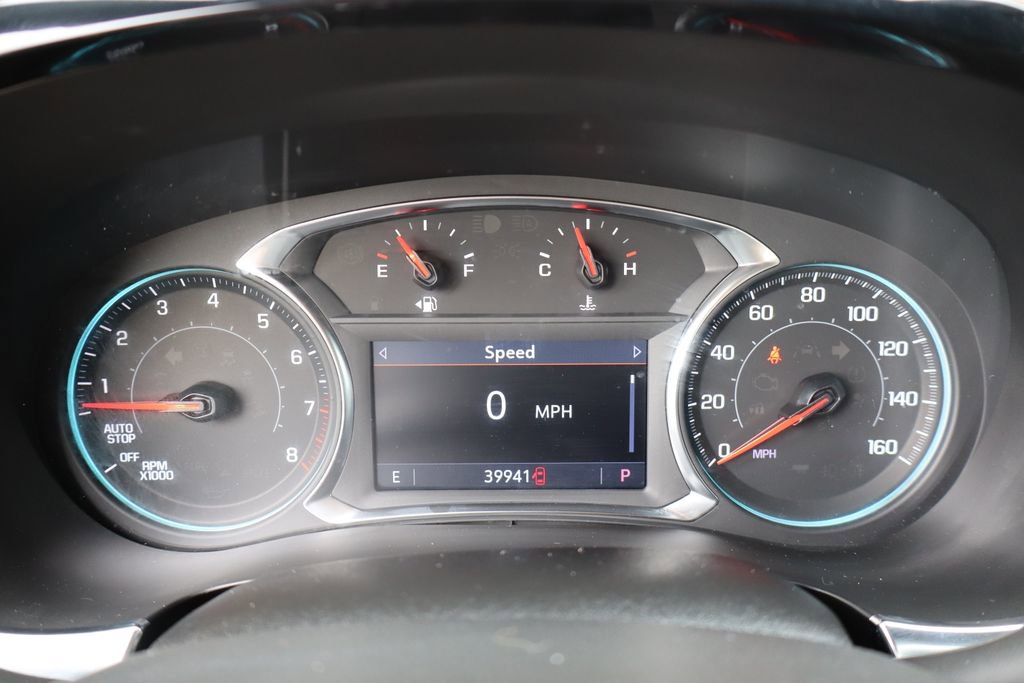 Used 2023 Chevrolet Traverse LT FWD image 16