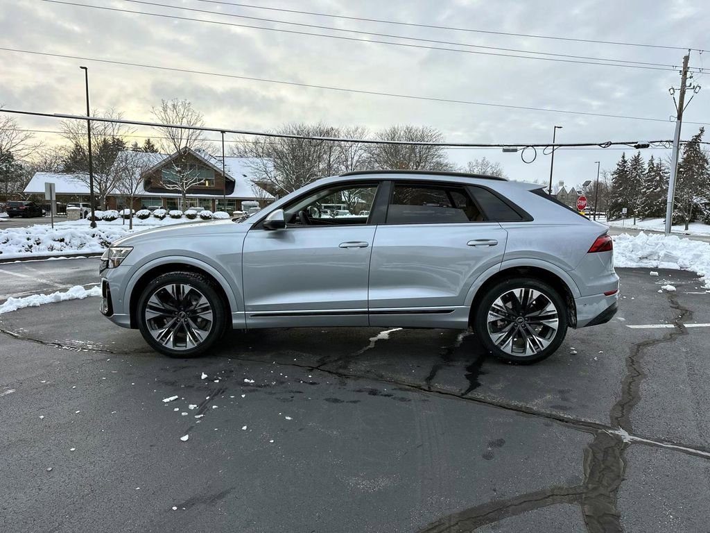 Certified 2025 Audi Q8 Premium Plus w/ Premium Plus Package image 4