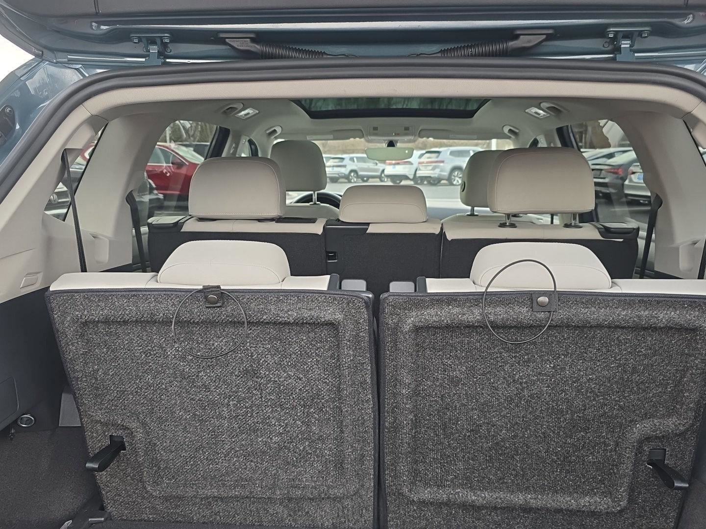 Used 2021 Volkswagen Tiguan SE image 7