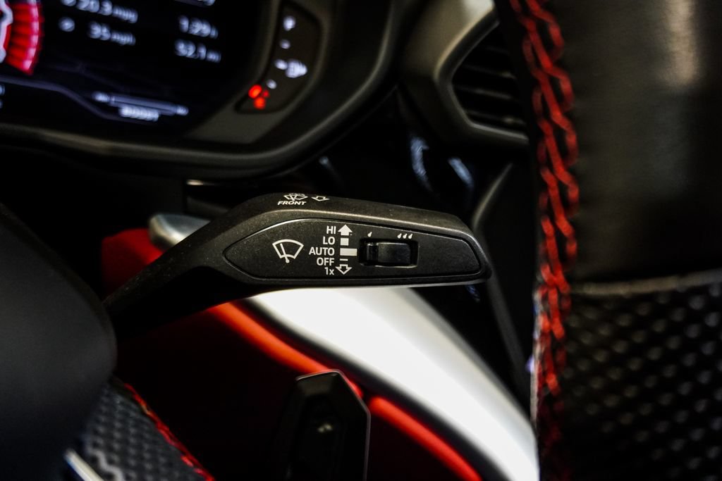 Used 2019 Lamborghini Urus AWD/4WD image 20