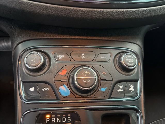 Used 2015 Chrysler 200 S w/ Navigation & Sound Group I image 23