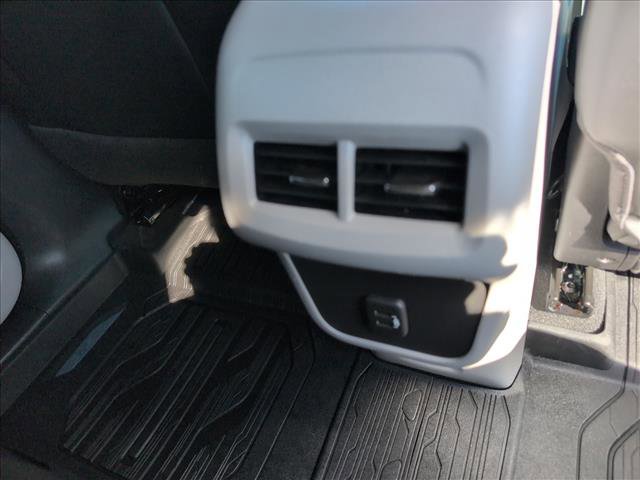 Used 2019 GMC Terrain SLT w/ Preferred Package image 14