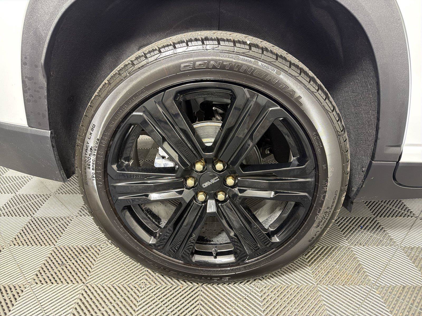 New 2027 GMC Acadia Elevation w/ Black Edition FWD image 16