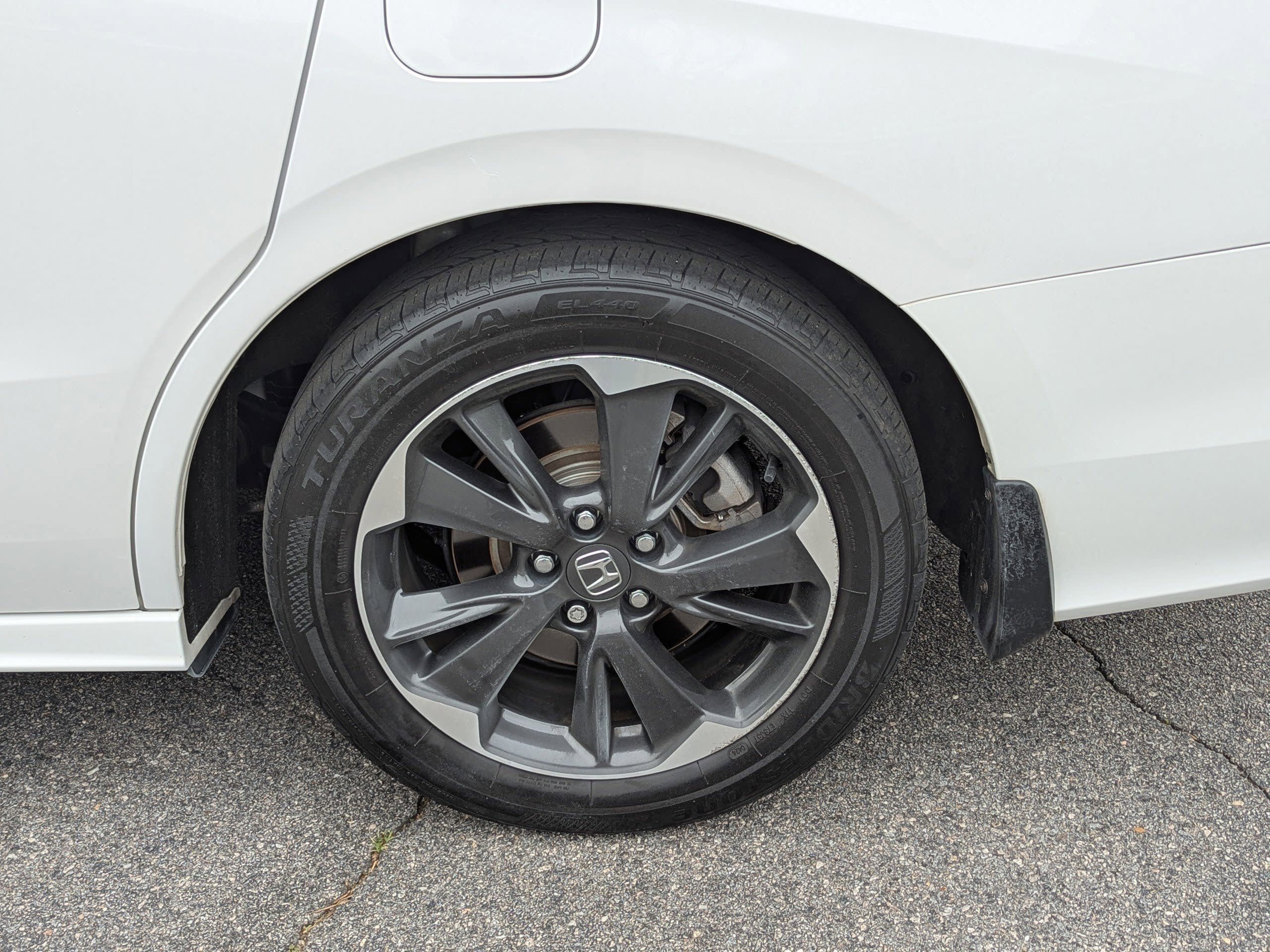 Used 2024 Honda Odyssey Elite image 32