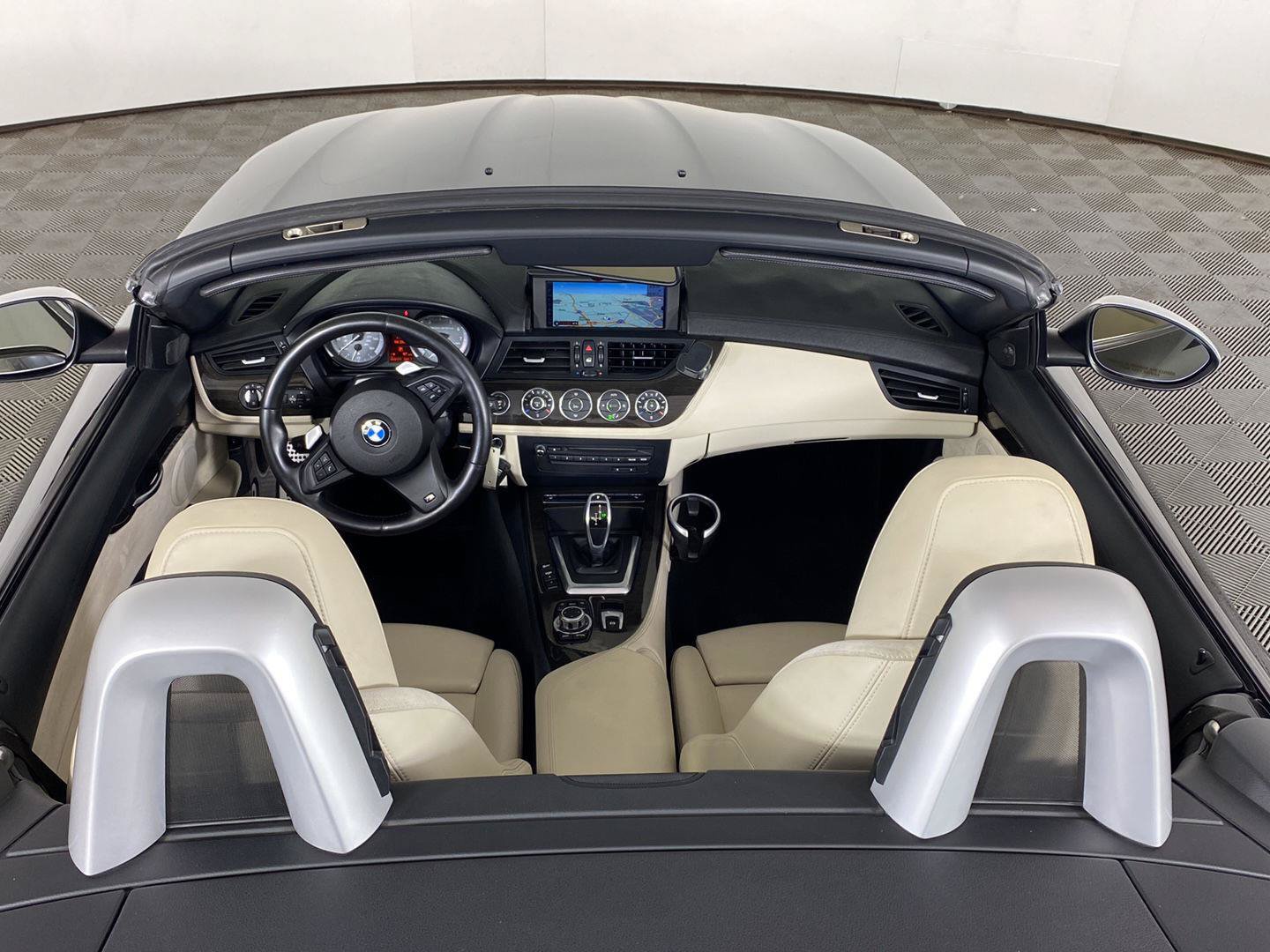 Used 2011 BMW Z4 sDrive35is RWD image 4