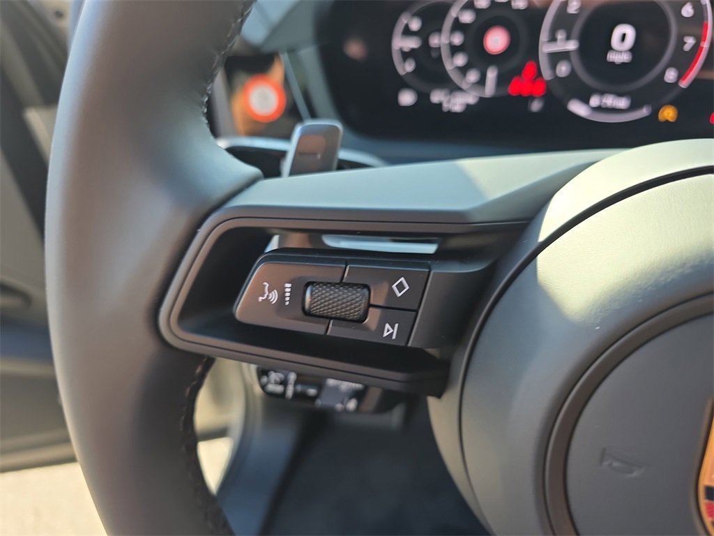 New 2026 Porsche Cayenne Coupe image 36