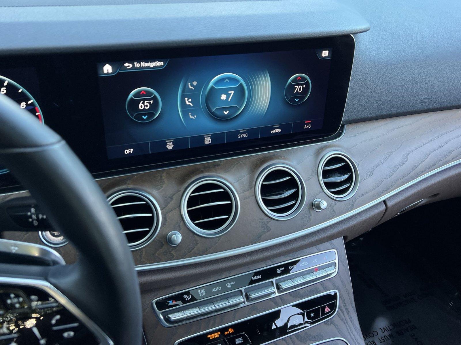 Used 2022 Mercedes-Benz E 350 4MATIC Sedan image 26