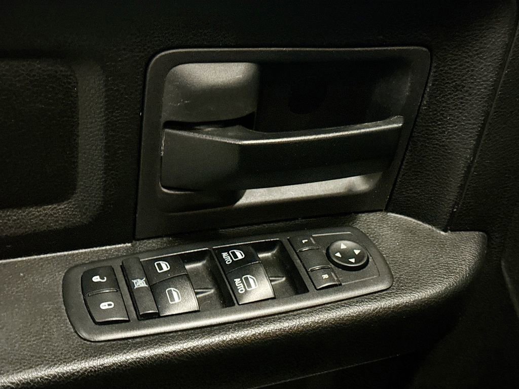 Used 2019 RAM 1500 Express AWD/4WD image 19