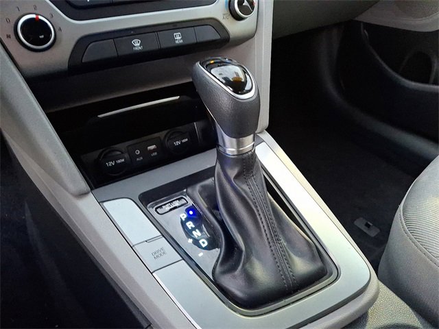 Used 2017 Hyundai Elantra SE w/ Cargo Package image 21