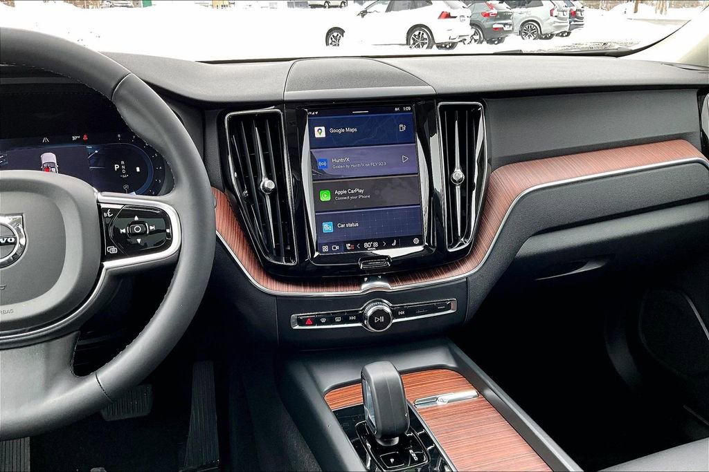 Certified 2023 Volvo XC60 B5 Plus w/ Protection Package Premier image 9
