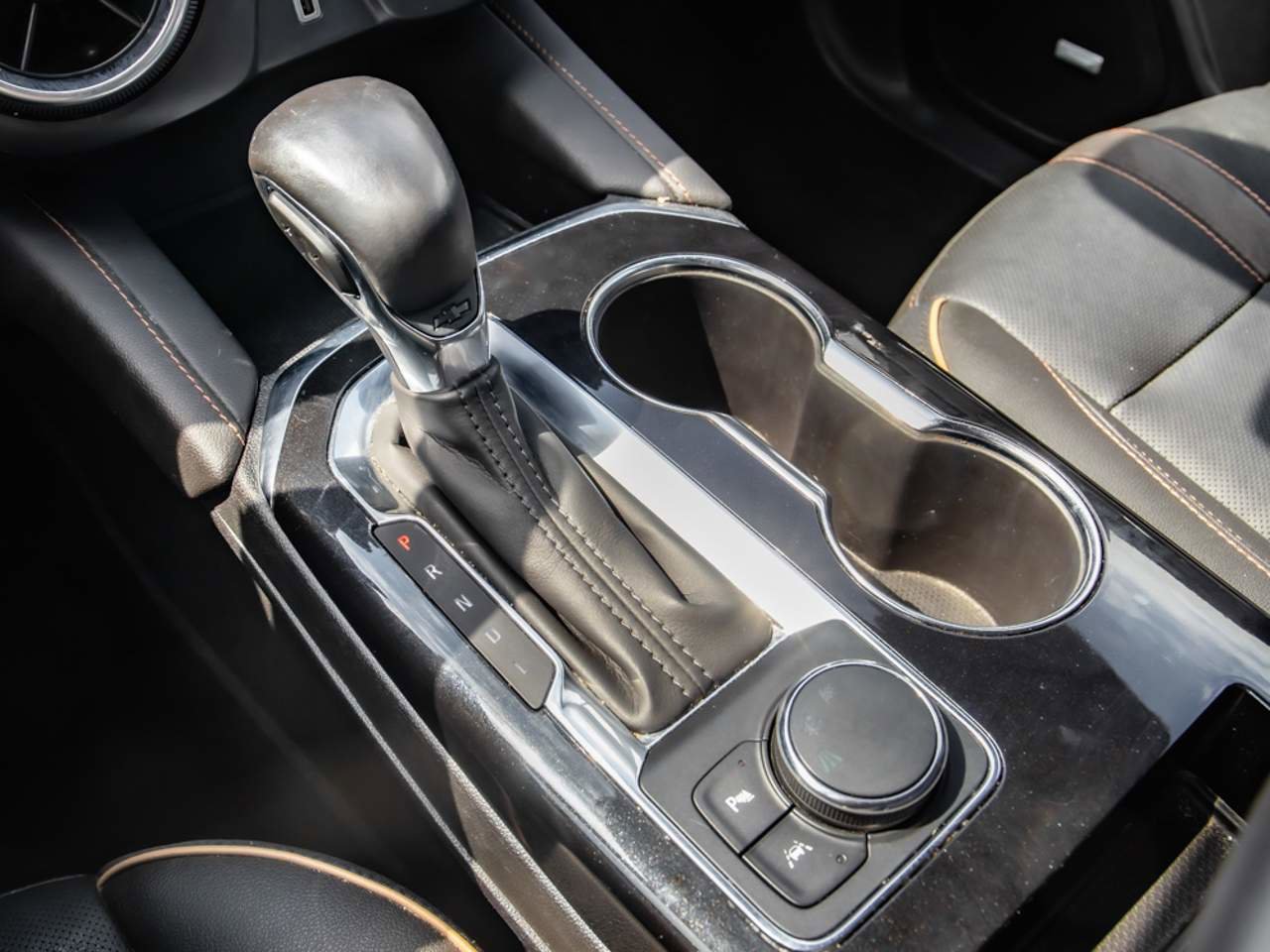 Used 2022 Chevrolet Blazer Premier w/ Enhanced Convenience Package image 21