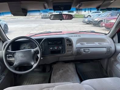 Used 1995 GMC Suburban 2WD image 15
