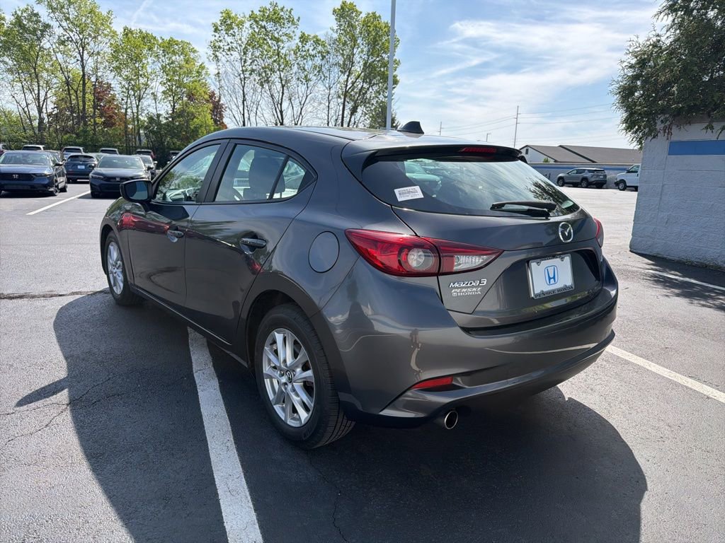 Used 2018 MAZDA MAZDA3 Sport FWD image 3