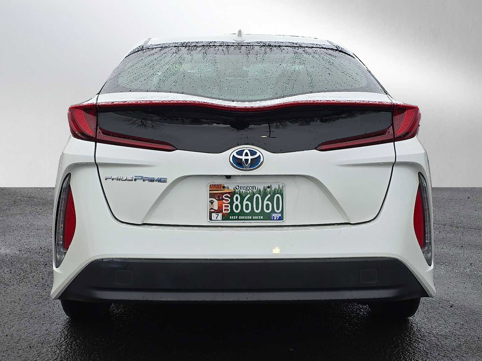 Certified 2018 Toyota Prius Prime Plus image 5