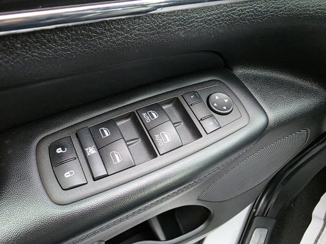 Used 2022 Jeep Grand Cherokee Limited AWD/4WD image 9