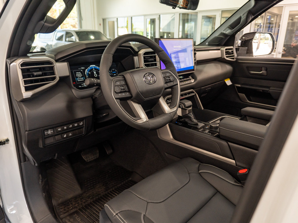 New 2026 Toyota Tundra Limited w/ Limited PVM Package AWD/4WD image 11