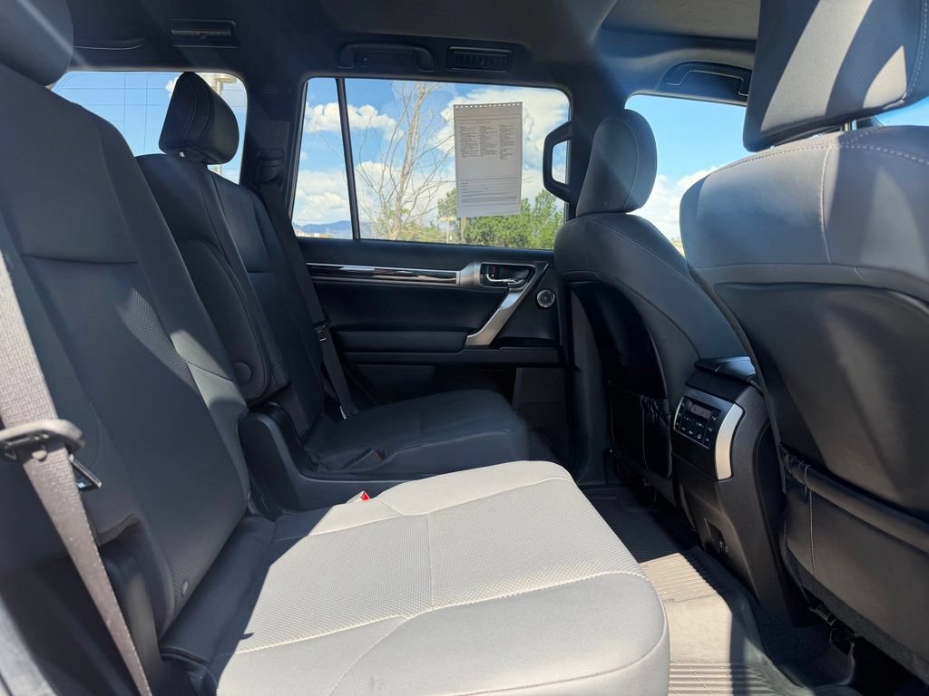 Used 2023 Lexus GX 460 Premium AWD/4WD image 28