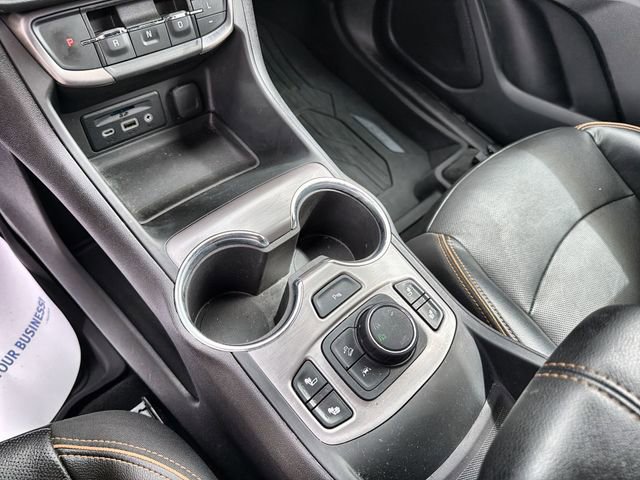 Certified 2023 GMC Terrain AT4 w/ Tech Package AWD/4WD image 17