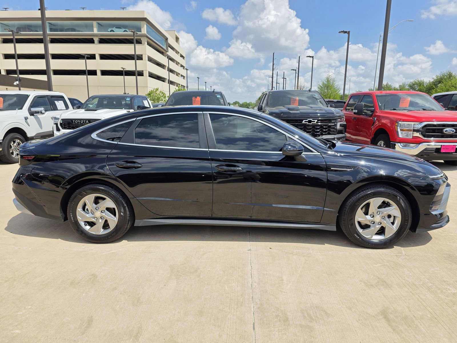 Certified 2025 Hyundai Sonata SE image 5