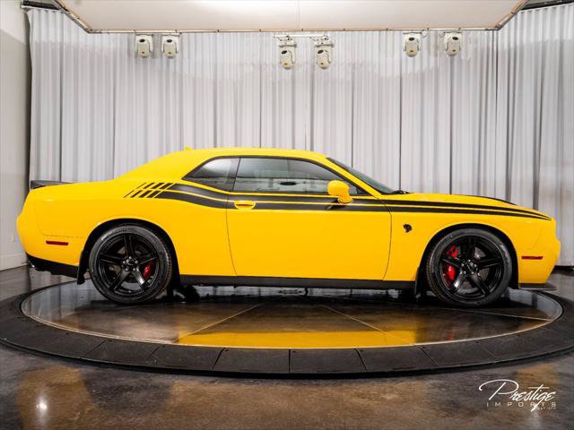 Used 2017 Dodge Challenger SRT Hellcat RWD image 17