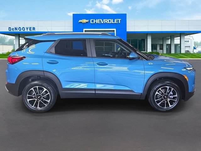 New 2026 Chevrolet TrailBlazer LT w/ LT Cold Weather Package AWD/4WD image 5