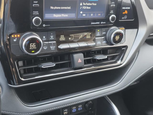 Used 2022 Toyota Highlander XLE image 22