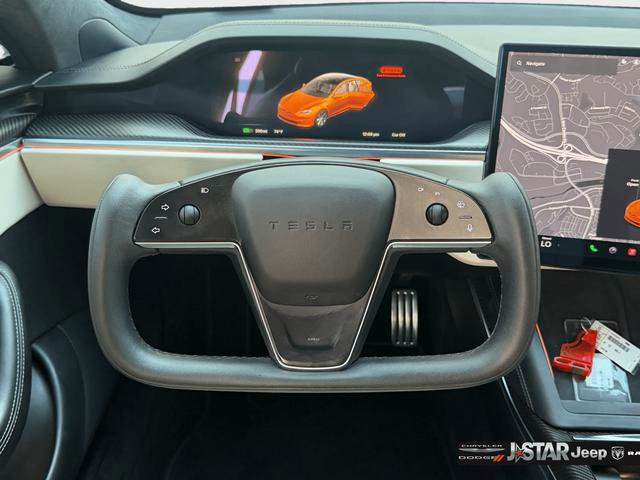 Used 2022 Tesla Model S Plaid image 17