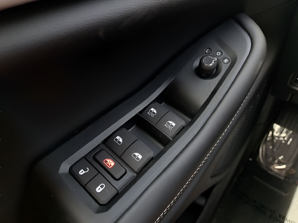 New 2026 Jeep Grand Cherokee Altitude AWD/4WD image 24