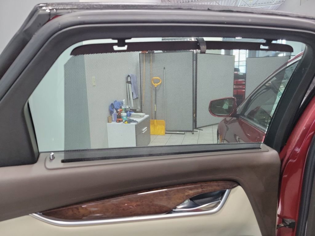 Used 2013 Cadillac XTS Premium image 27