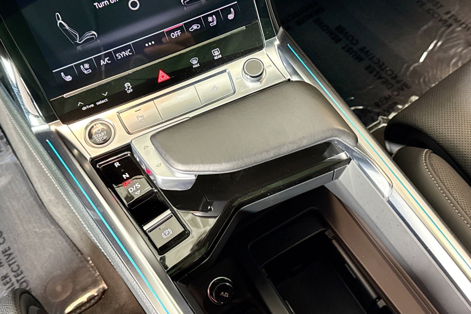 Used 2022 Audi e-tron Chronos w/ Chronos Package image 15