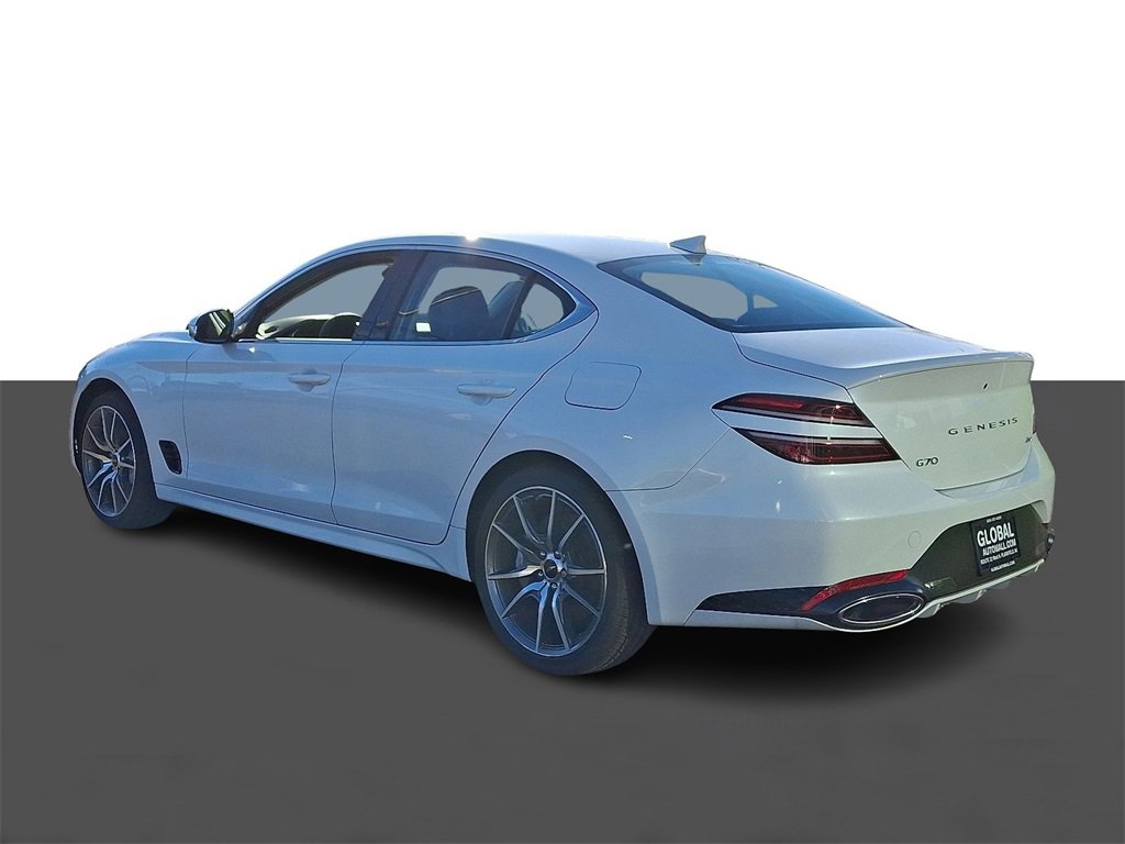 Used 2024 Genesis G70 2.5T image 5