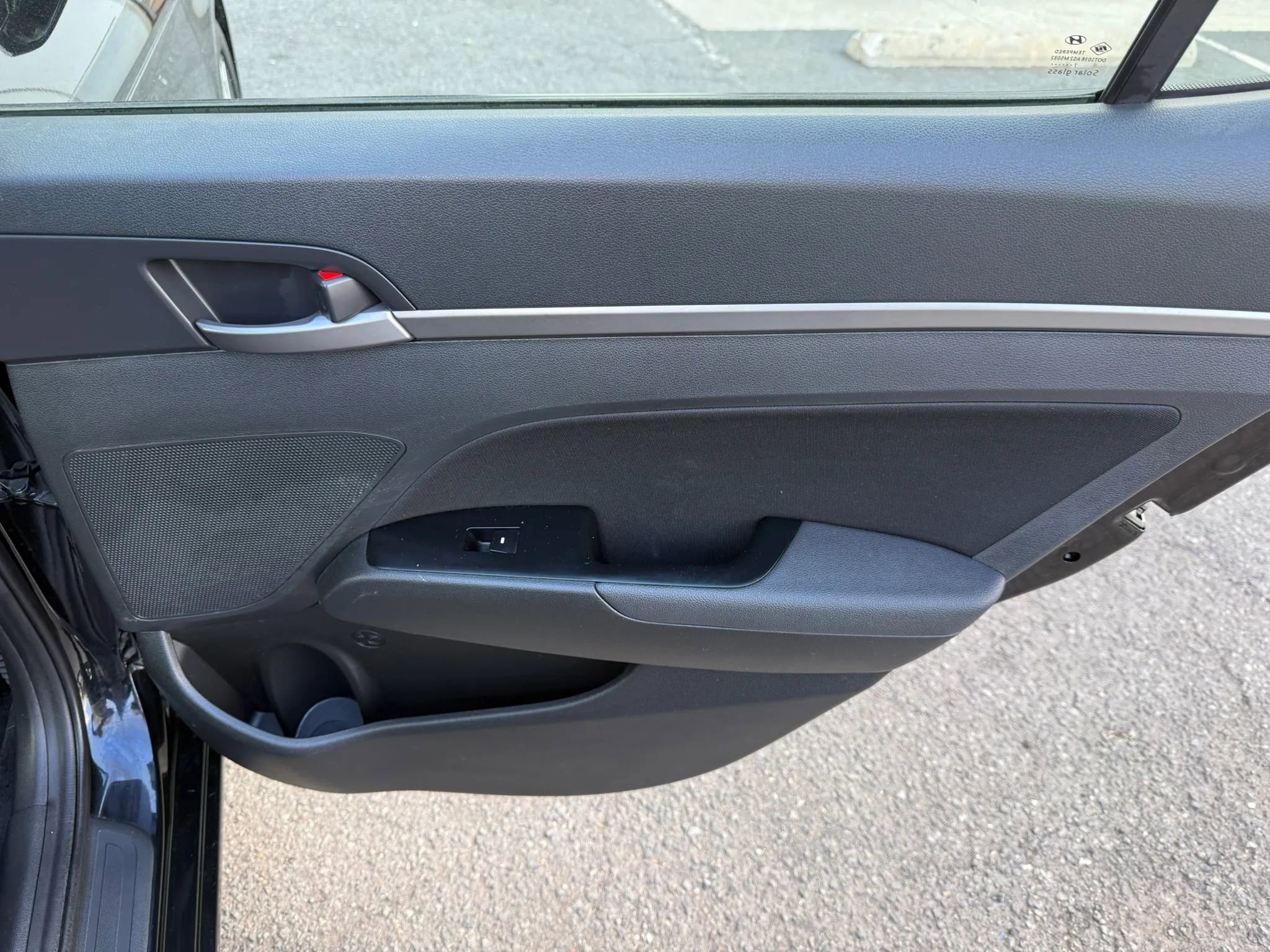 Used 2018 Hyundai Elantra Value Edition FWD image 19