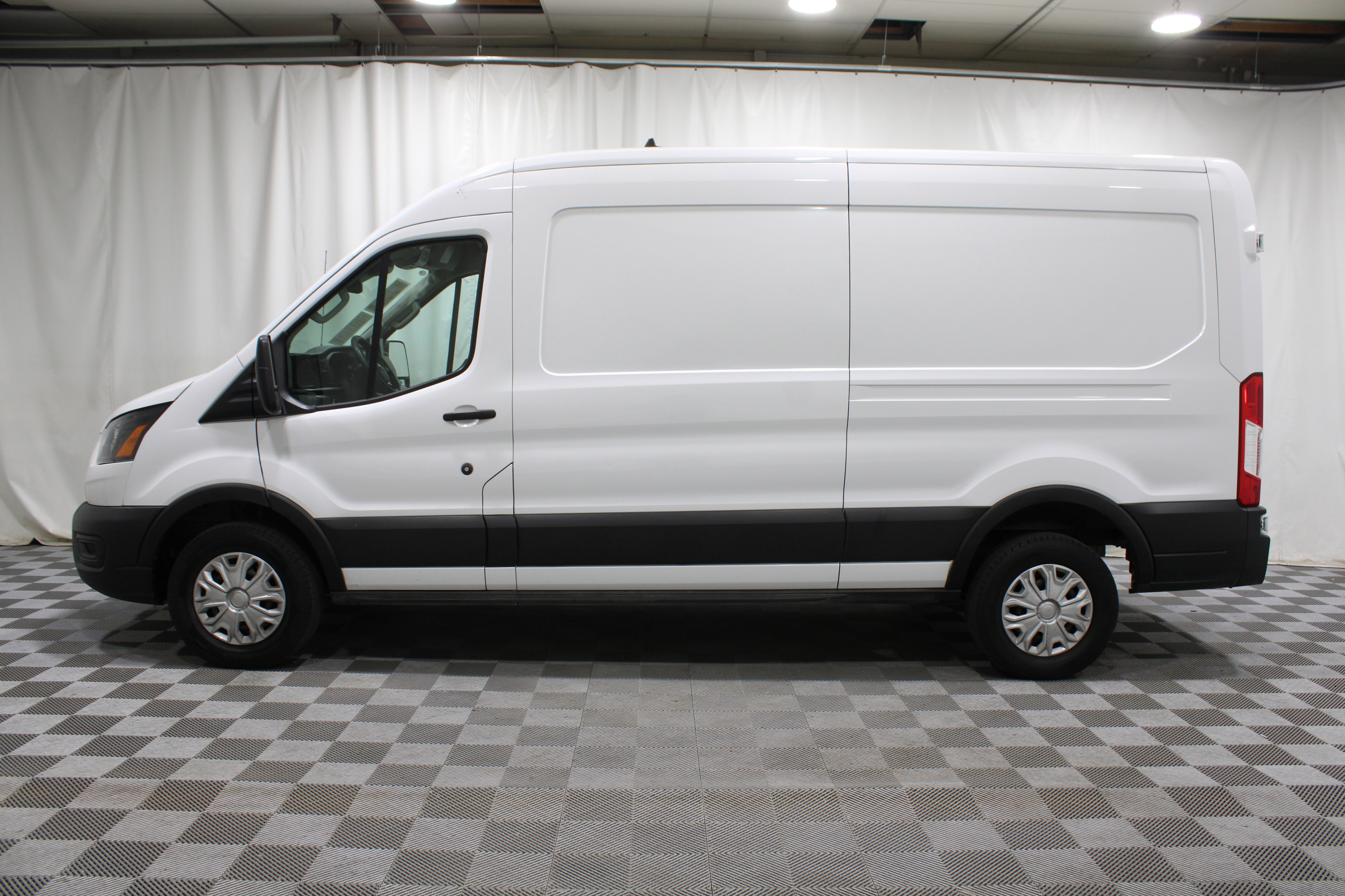 Used 2023 Ford E-Transit Medium Roof w/ Load Area Protection Package RWD image 46