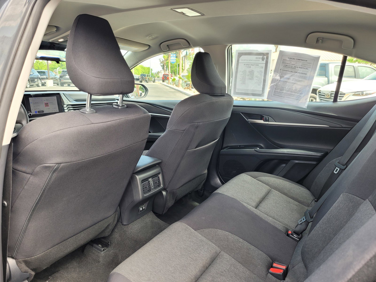 Used 2025 Toyota Camry LE image 13